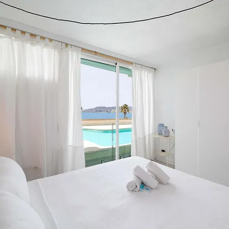 Charming 1 Bedroom With Seaview And Pool Appartamento